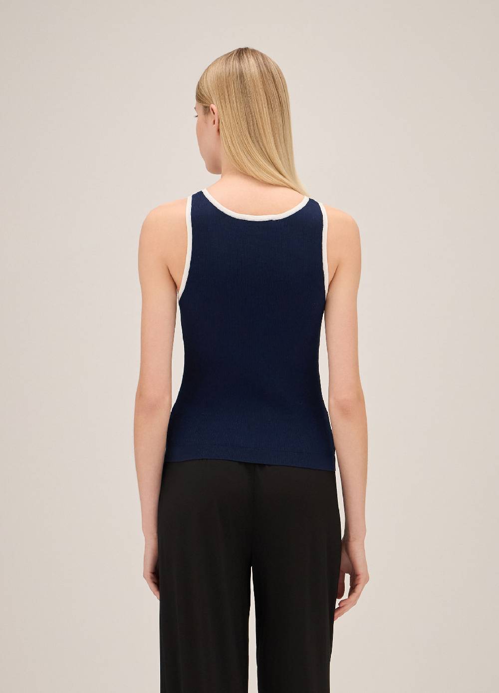 LES COPAINSTank top con scollo all'americana Promozione