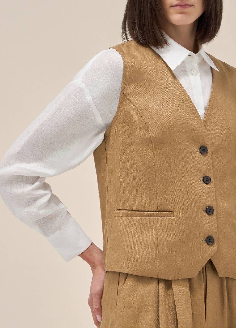 LES COPAINSGilet in puro lino Moda