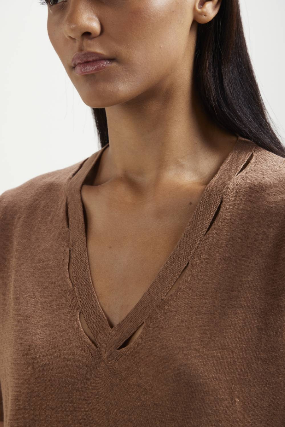 Kangra Cashmere Scollo V In Lino con Buchi Nello Scollo Prezzo Ridotto