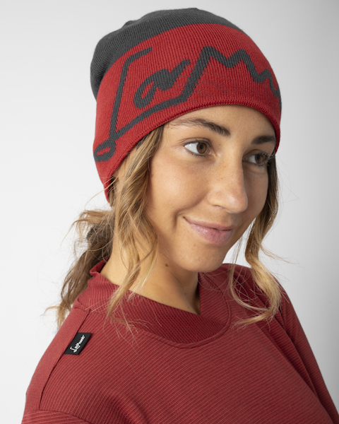 Lamunt MARTHA BERRETTO LOGO KNIT Offerta