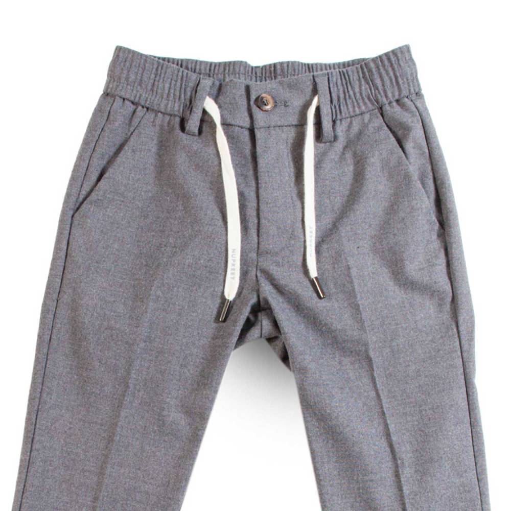 Nupkeet Pantalone con Coulisse in Tessuto Stretch – Comacchio 2025