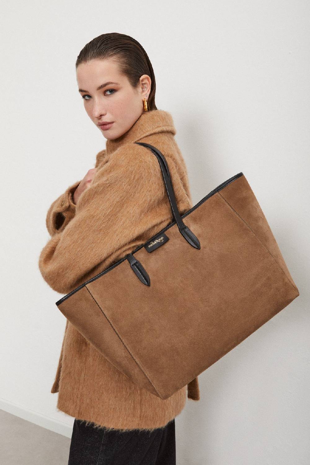 ottod'Ame Leather shopping bag Vendita Calda
