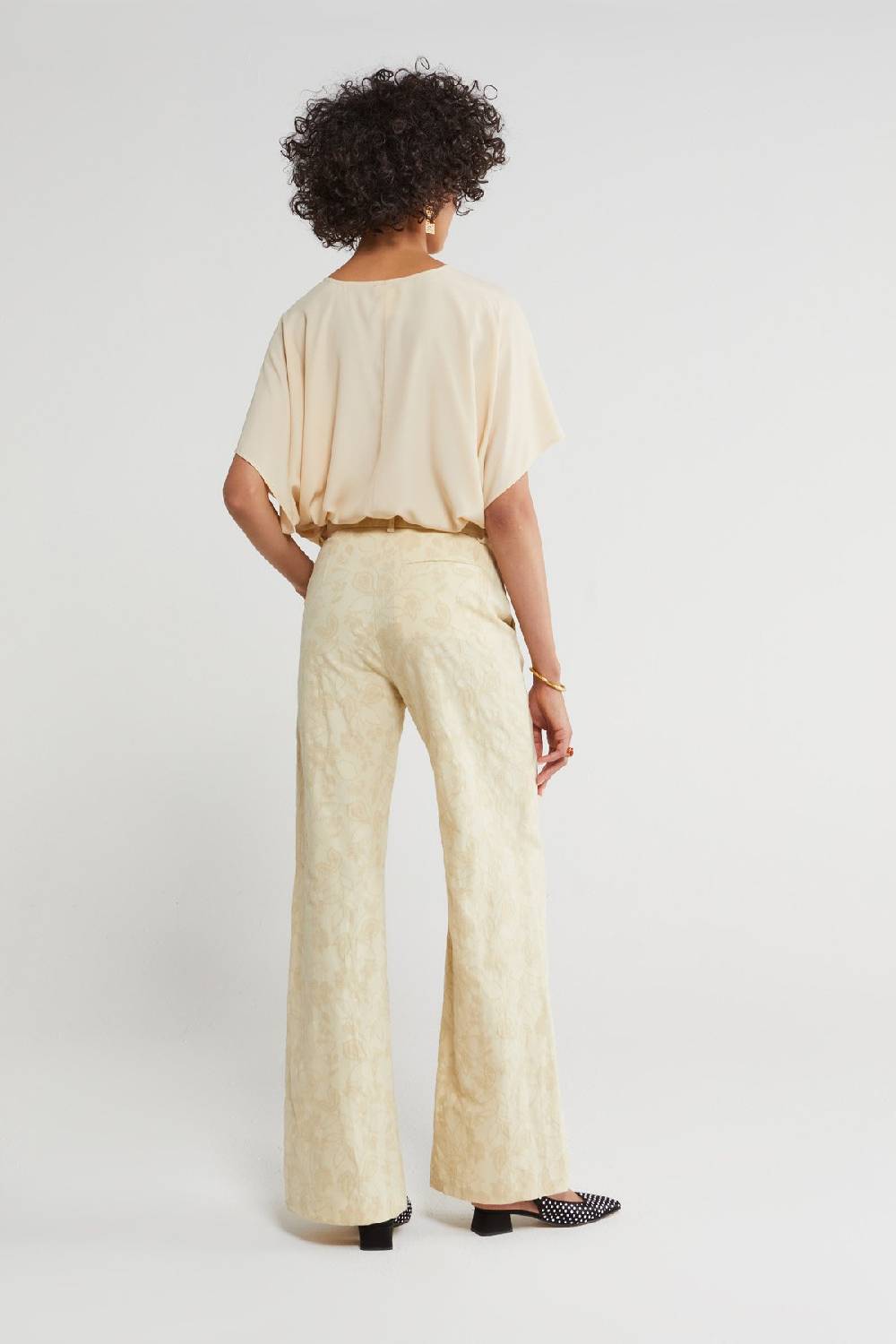 ottod'Ame Linen blend trousers with embroidery Moda