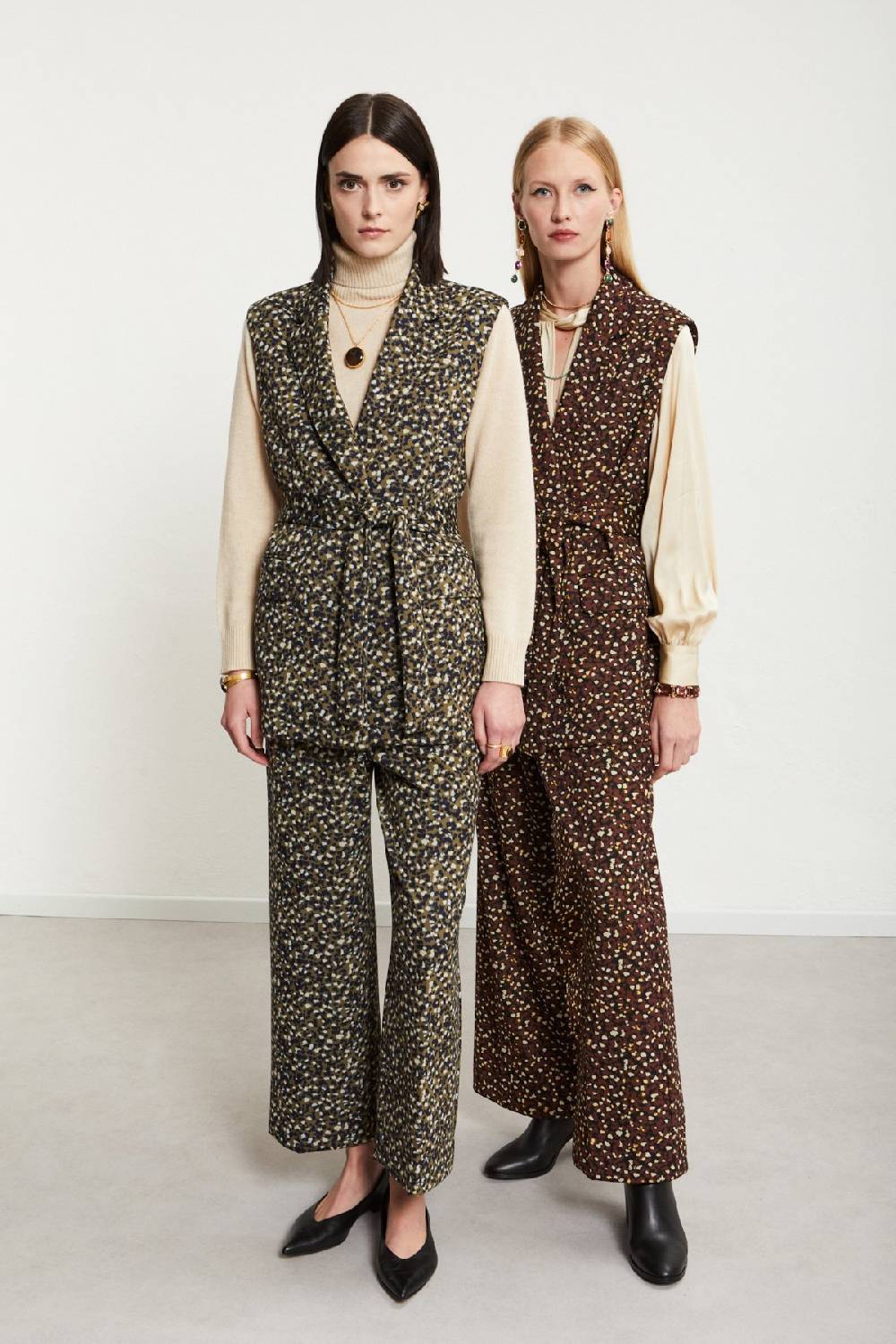 ottod'Ame Sleeveless blazer Promozione