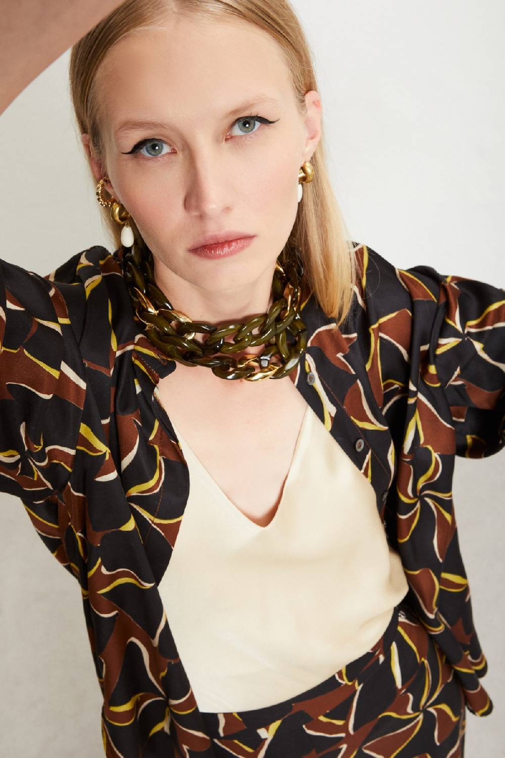 ottod'Ame Viscose shirt with rounded bottom Spedizione Gratuita