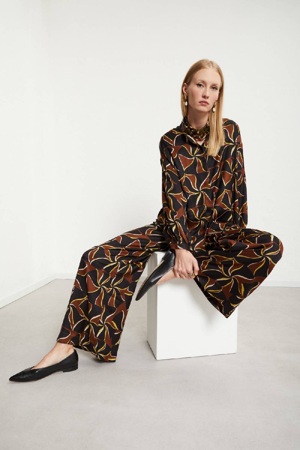 ottod'Ame Viscose shirt with rounded bottom Spedizione Gratuita