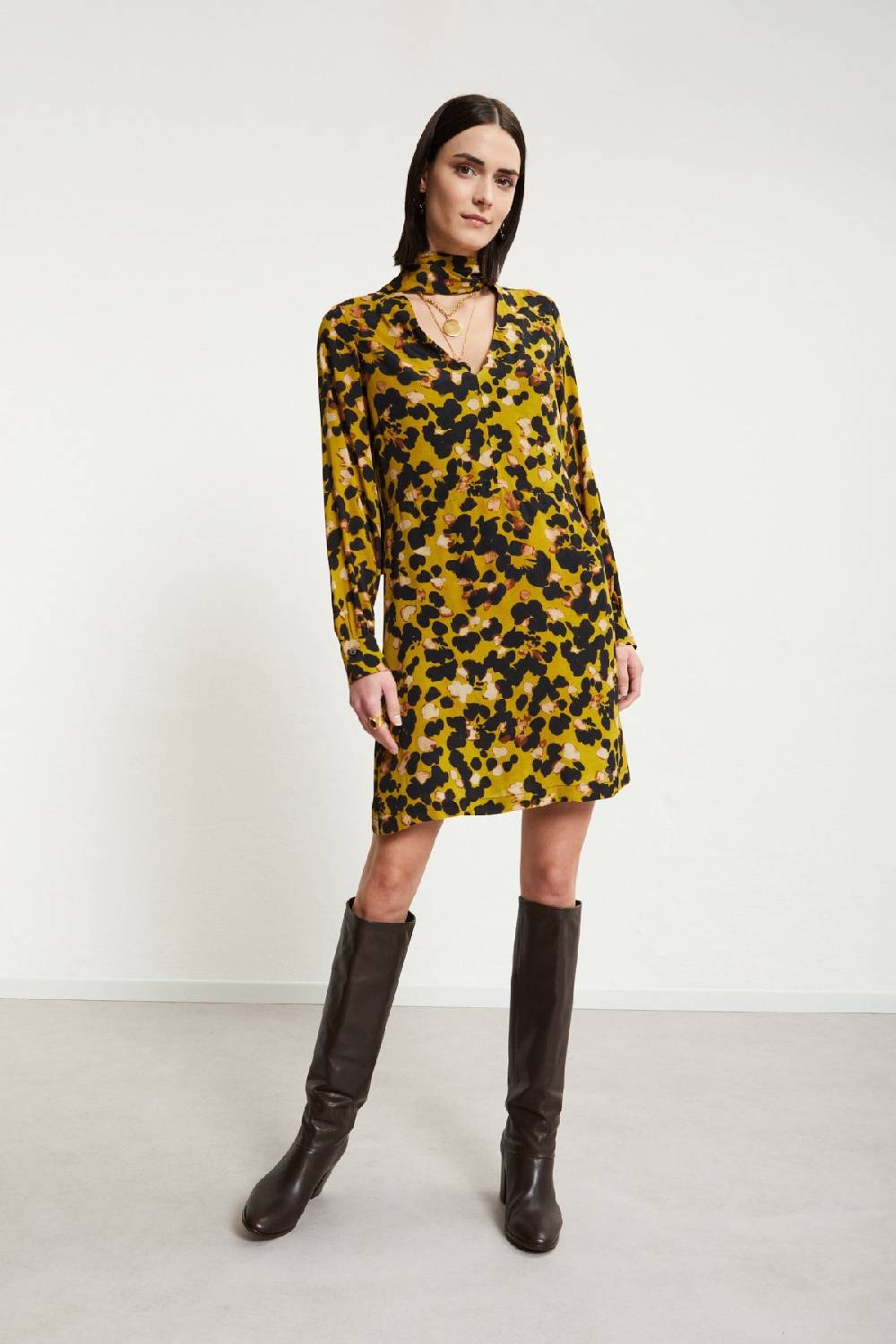 ottod'Ame Viscose short dress with scarf neck Fino Al -60%