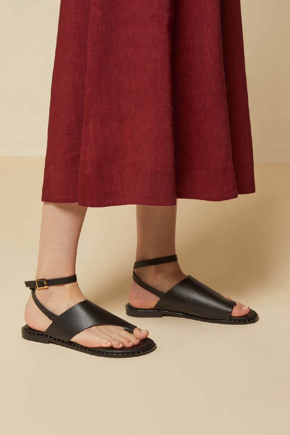 ottod'Ame Leather flip flops Comprare a buon mercato