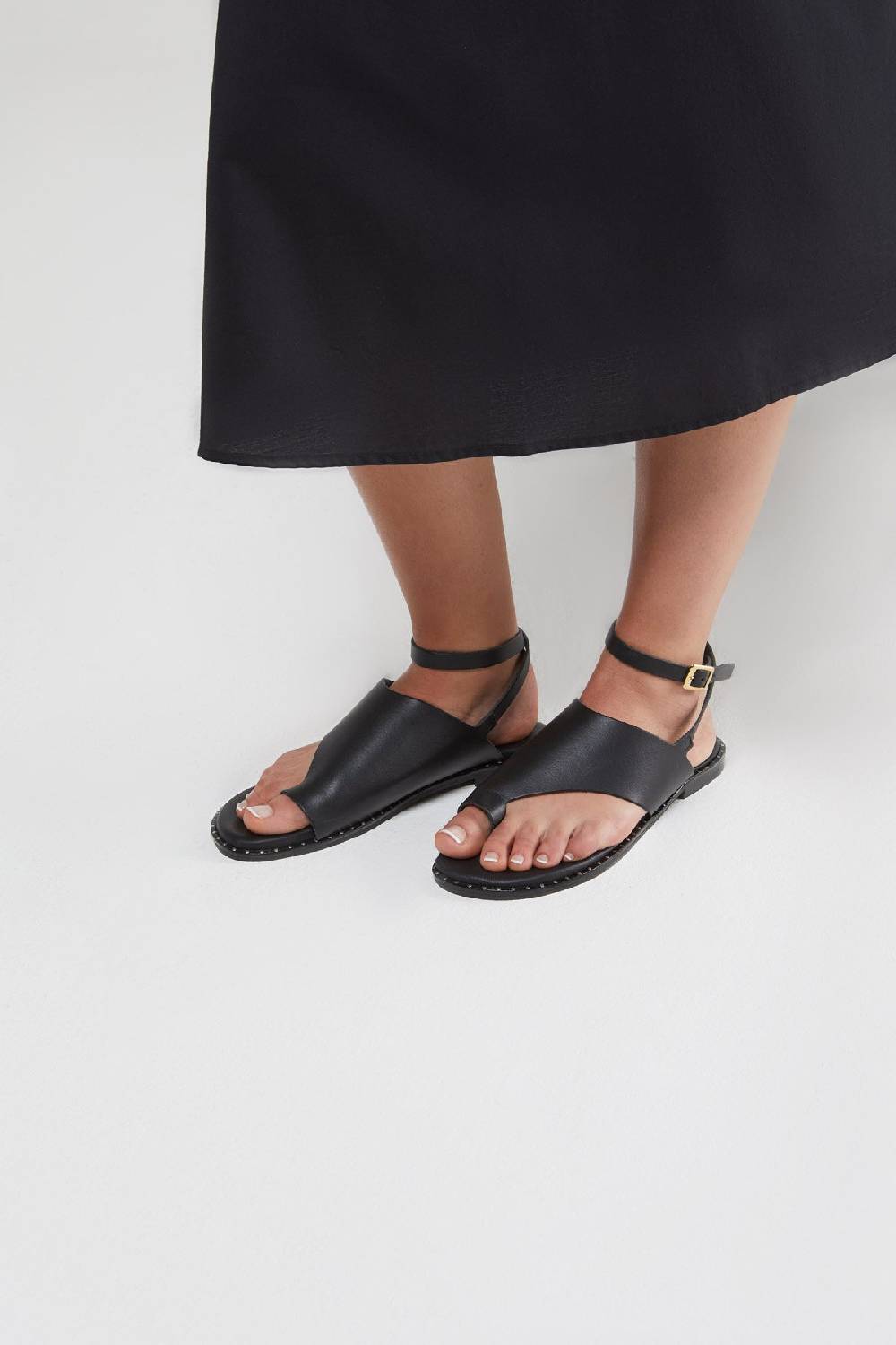 ottod'Ame Leather flip flops Comprare a buon mercato