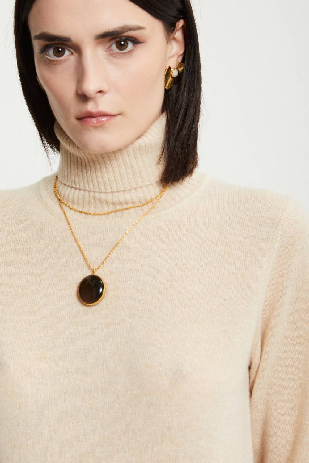 ottod'Ame Cashmere jumper with turtleneck Comprane uno, ottenene uno gratis