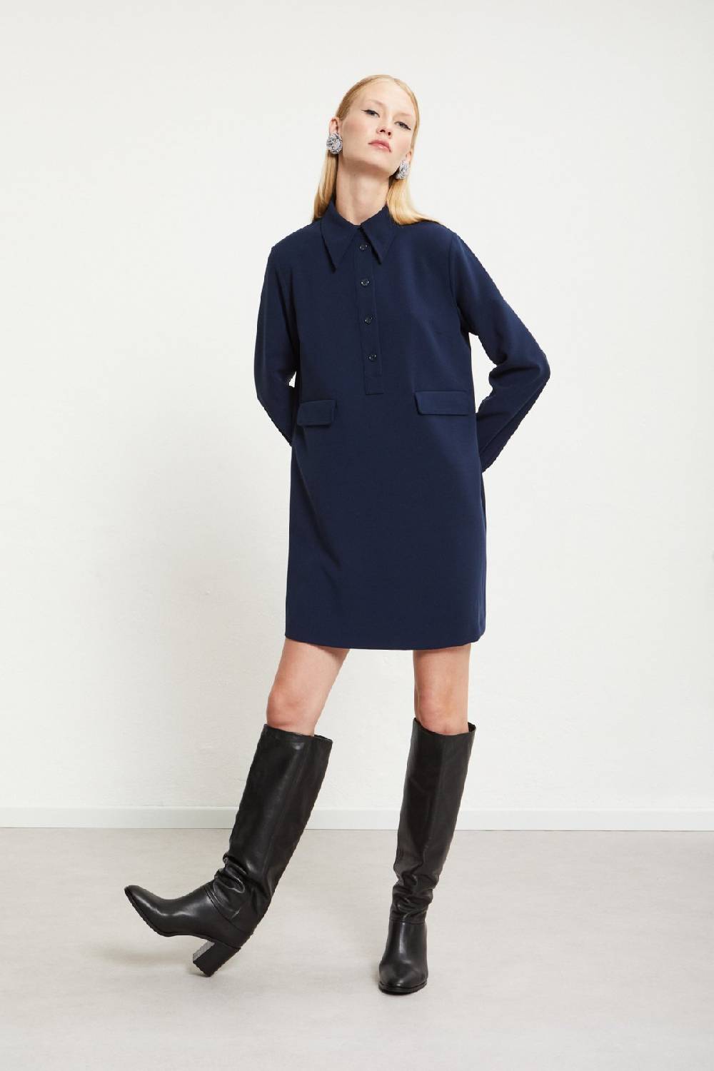 ottod'Ame Solid short dress with collar Acquista Ora