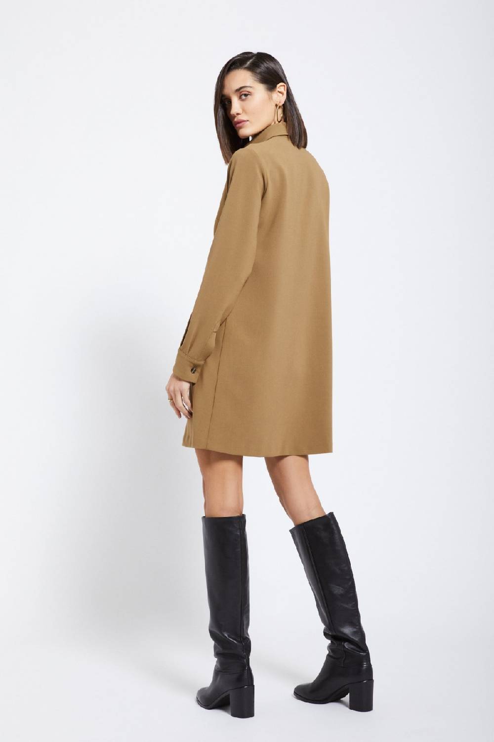 ottod'Ame Solid short dress with collar Offerte giornaliere