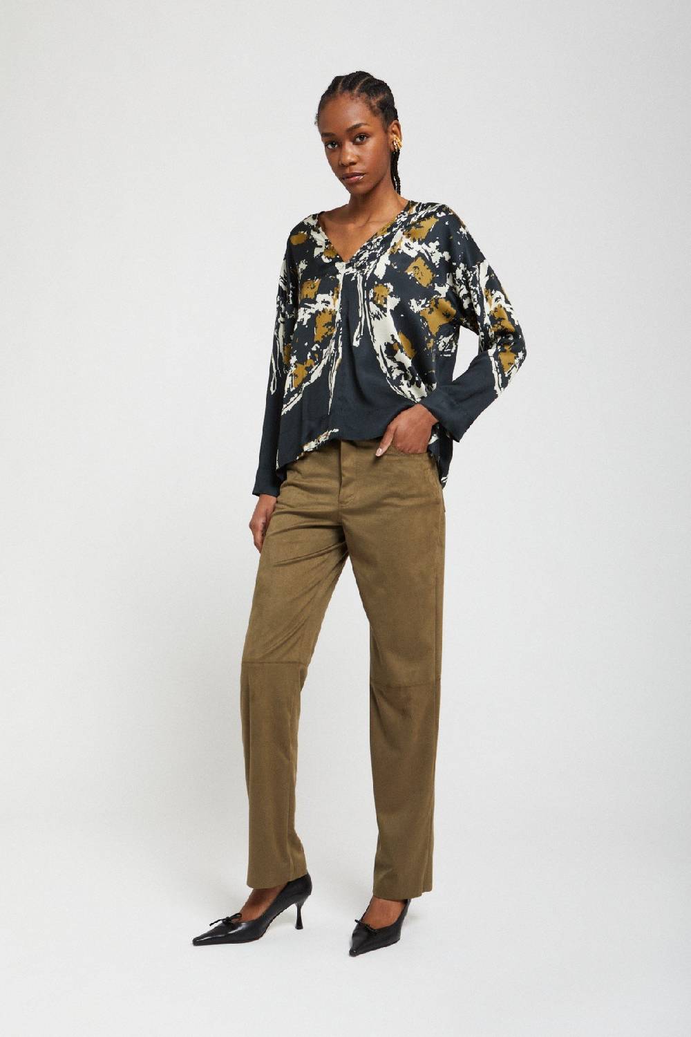ottod'Ame Trousers with pockets Offerte speciali