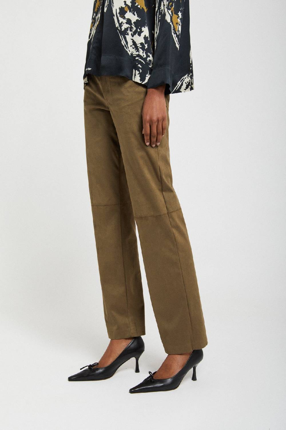 ottod'Ame Trousers with pockets Offerte speciali