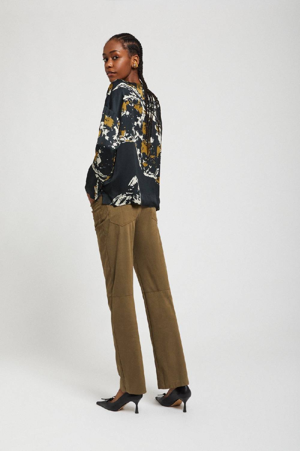 ottod'Ame Trousers with pockets Offerte speciali