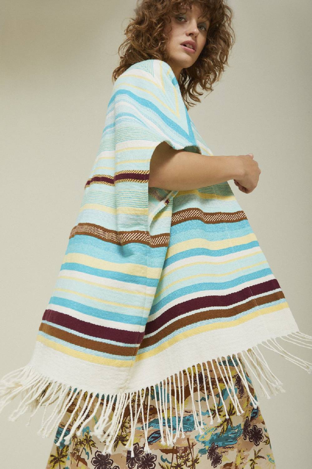 ottod'Ame Poncho with fringes 50% di sconto con spedizione gratuita