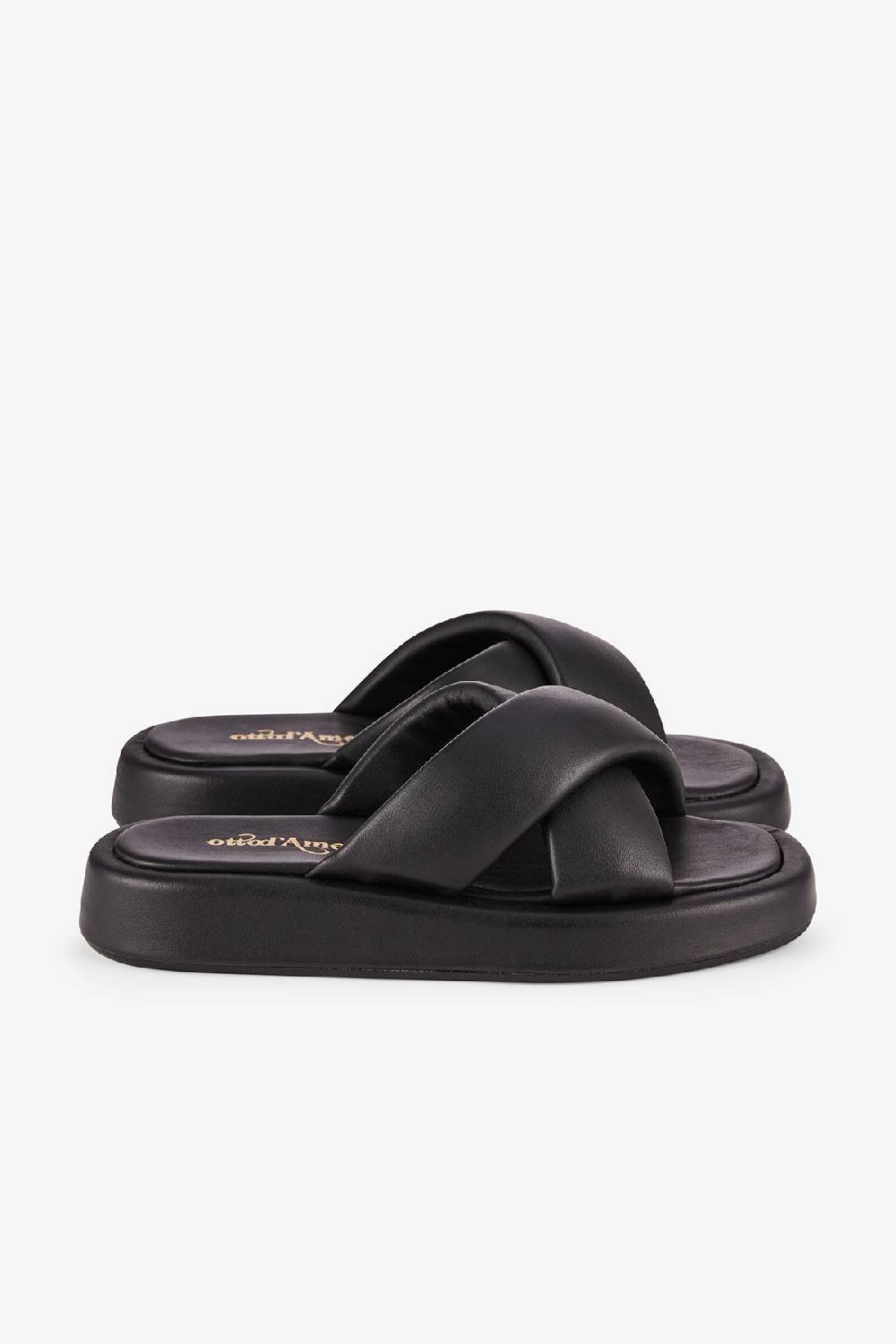 ottod'Ame Leather fluffy platform Black Friday Prezzi
