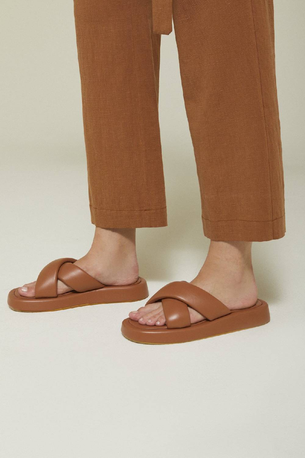 ottod'Ame Leather fluffy platform In vendita