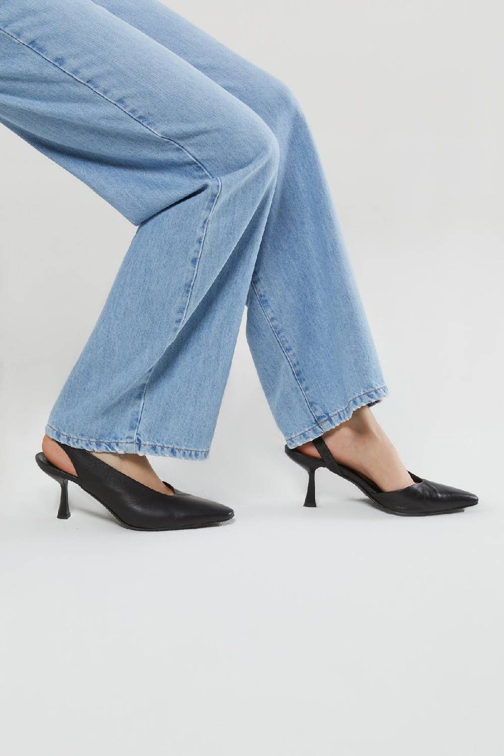 ottod'Ame Leather slingback Economico