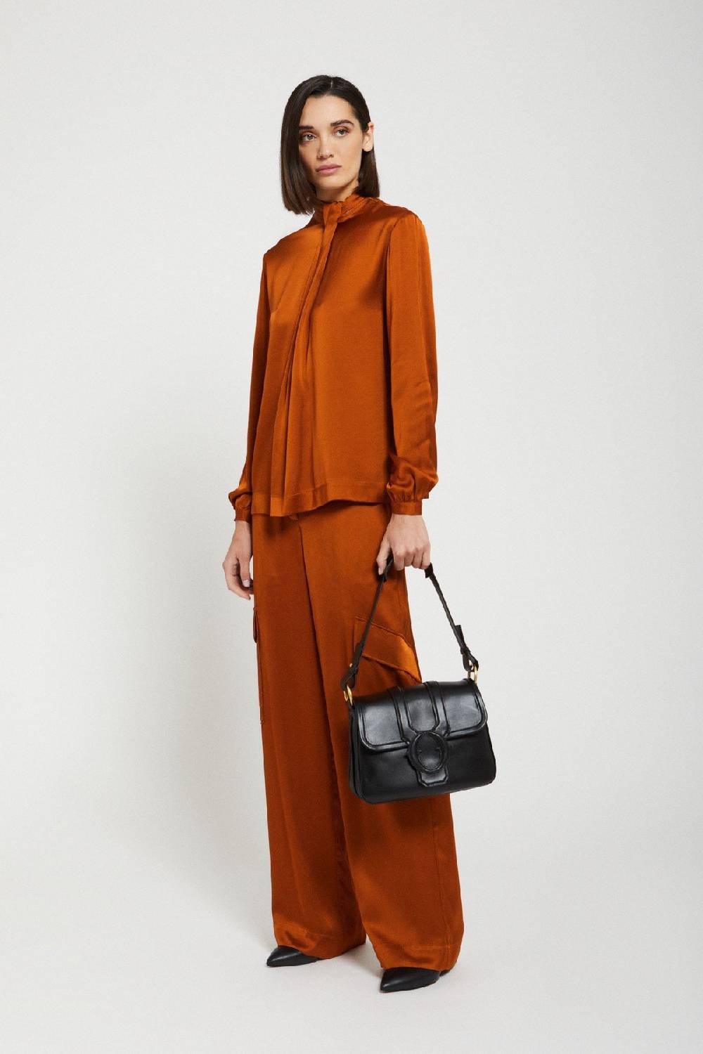 ottod'Ame Viscose blouse with scarf neck Saldi Di Fabbrica