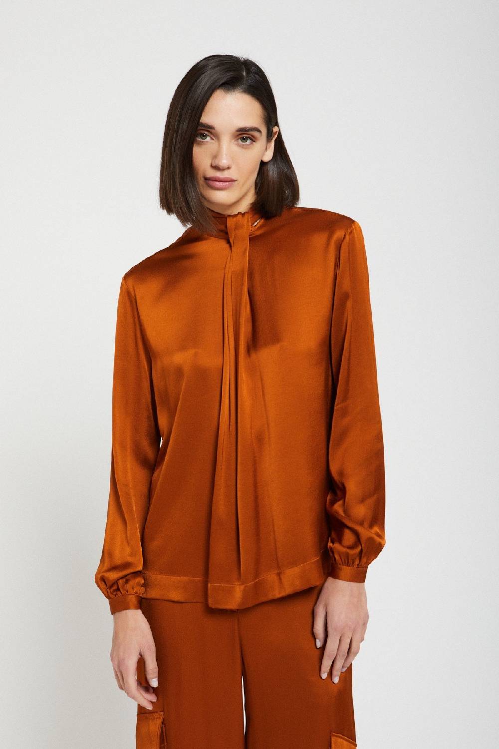 ottod'Ame Viscose blouse with scarf neck Saldi Di Fabbrica