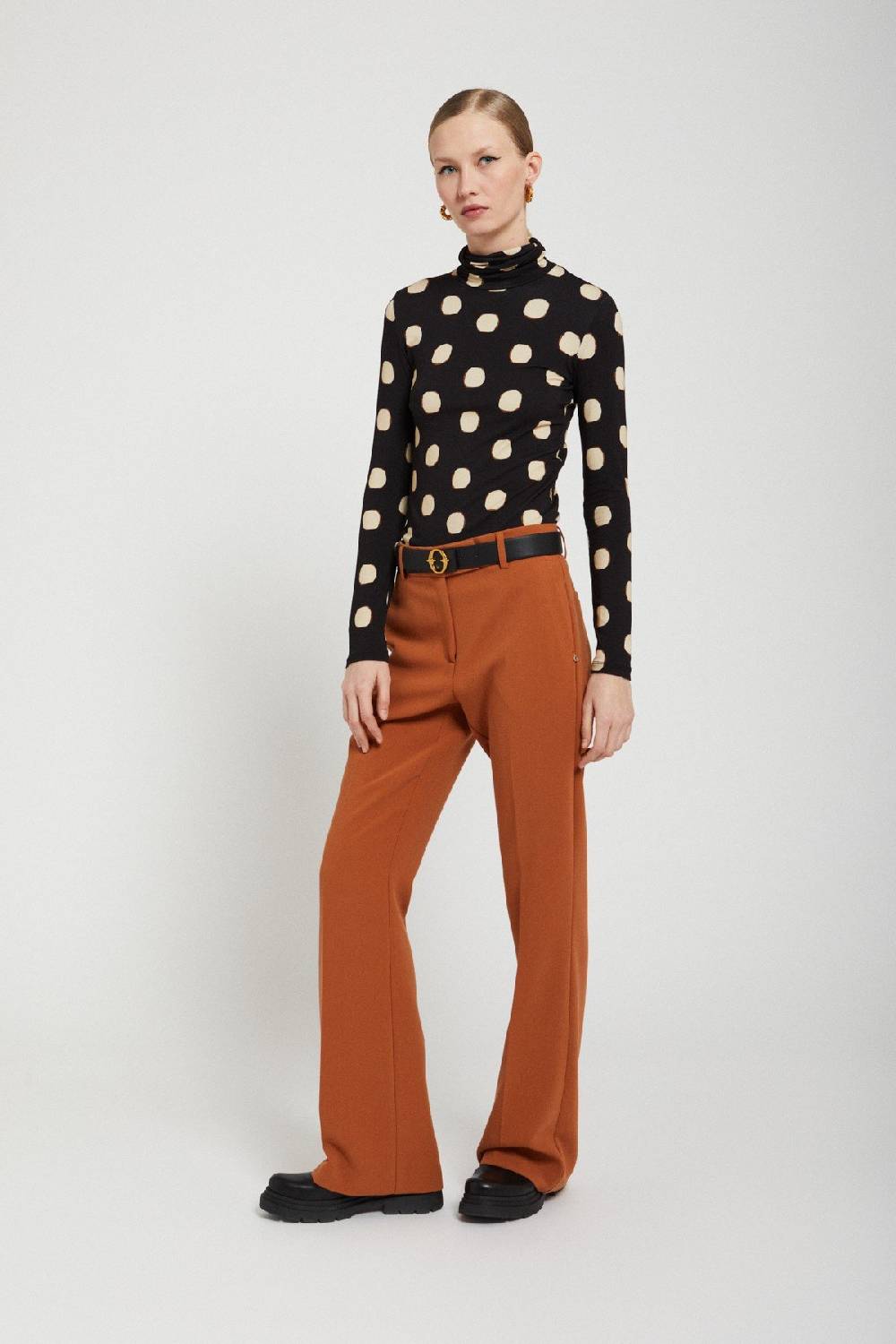 ottod'Ame Straight trousers Sconto di tempo limitato