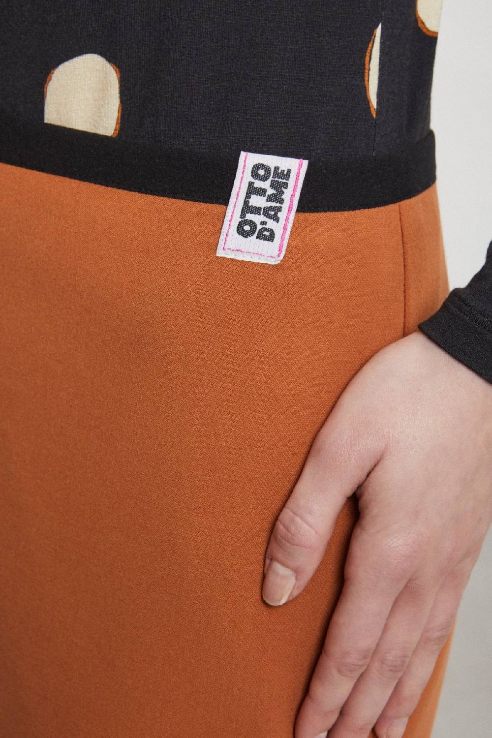 ottod'Ame Solid midi skirt Prezzo di fabbrica