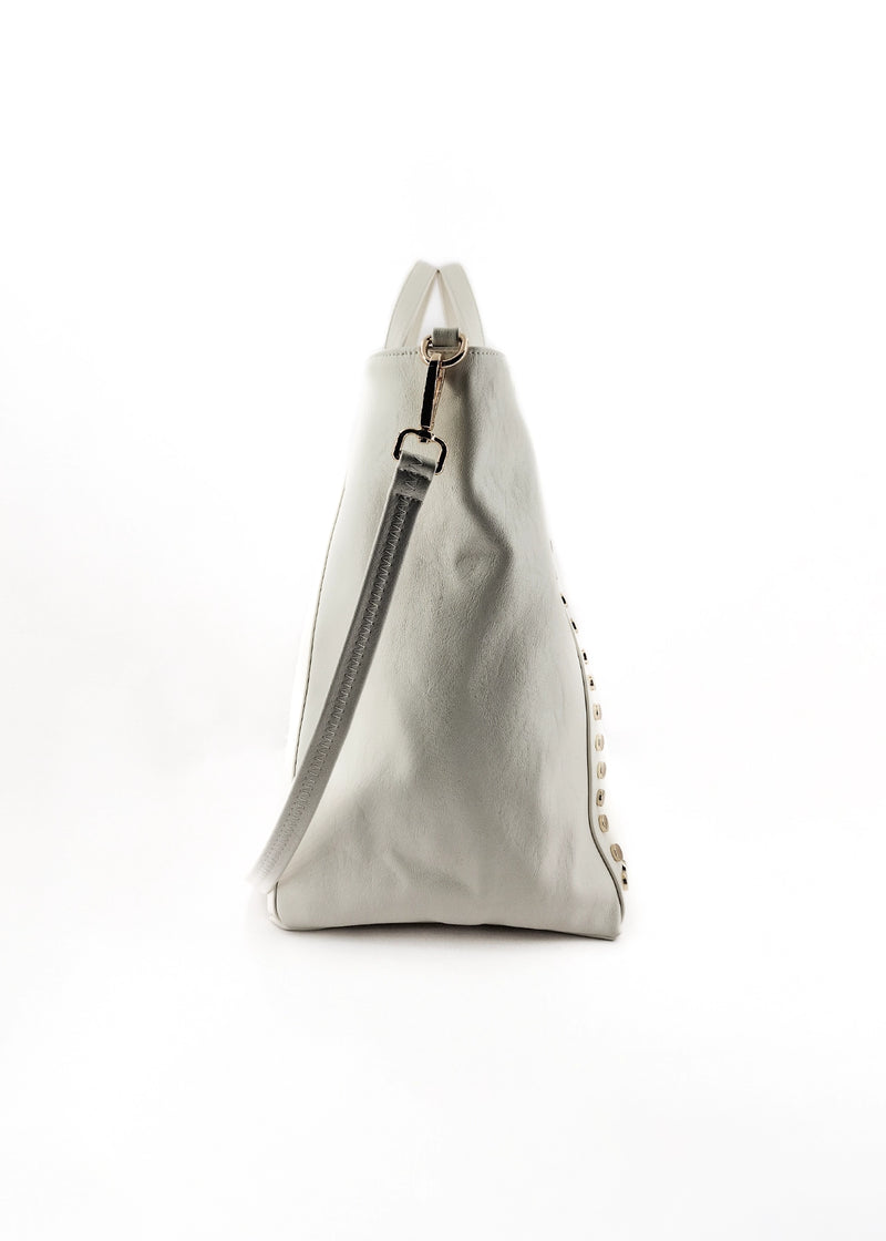 Paola T. Shopper con rivetti e pendente oro Negozio