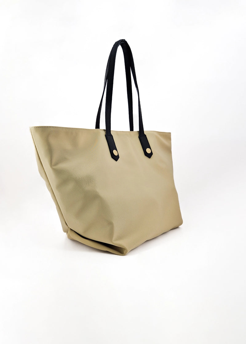 Paola T. Shopper in nylon con rivetti oro Sottocosto