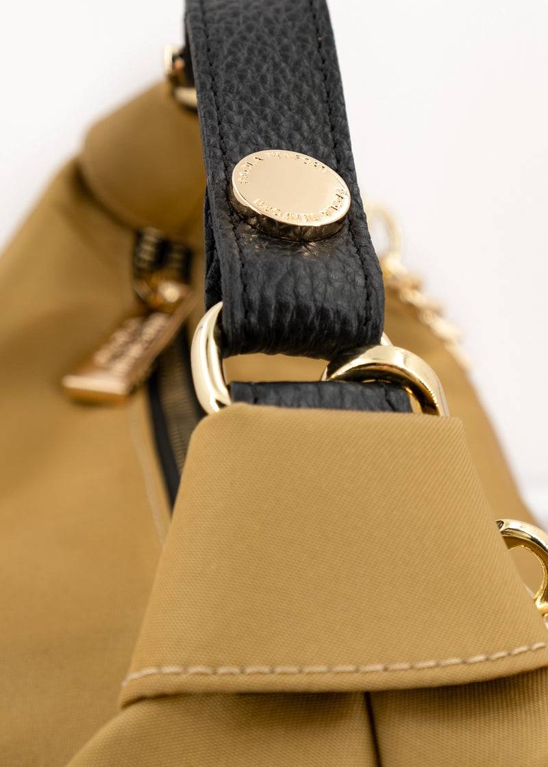 Paola T. Borsa a sacca in nylon con dettagli oro Offerte