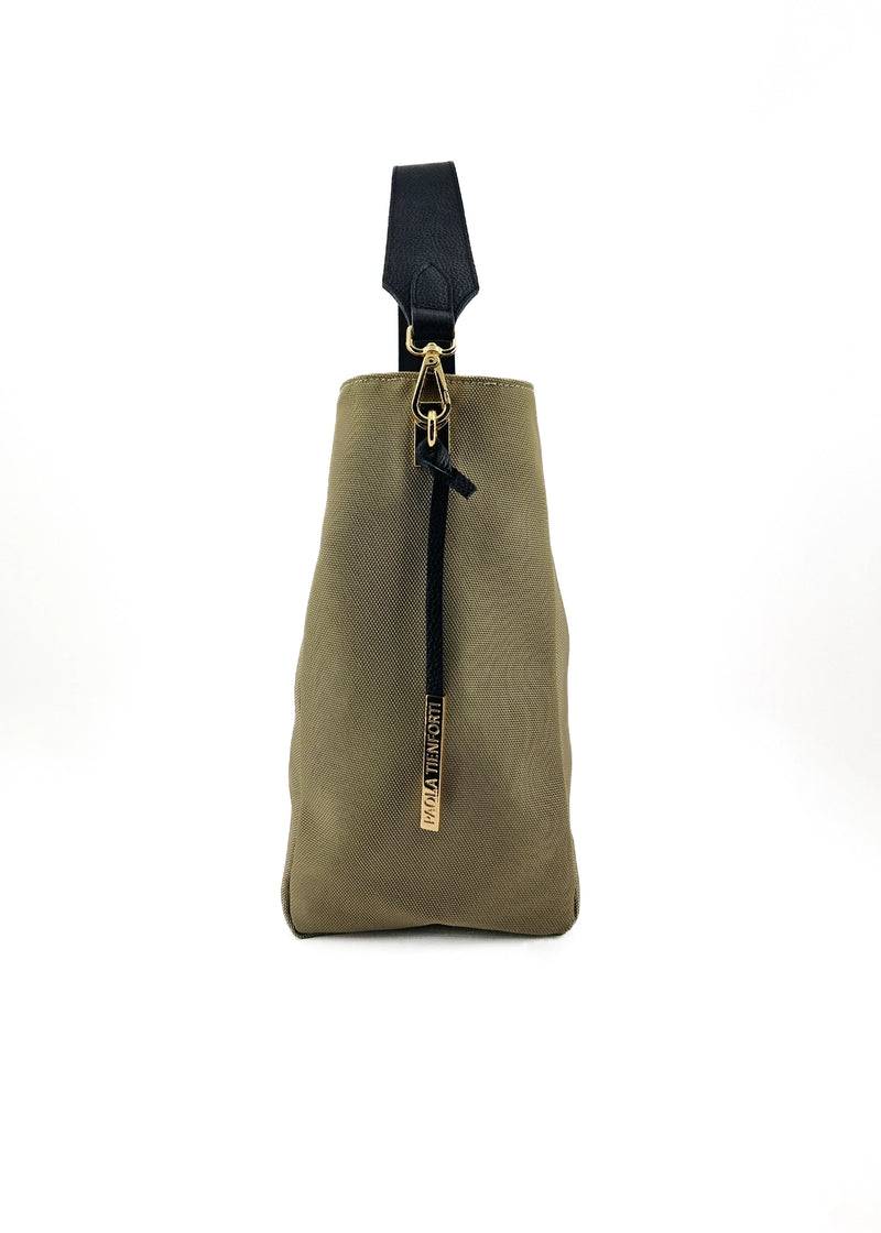 Paola T. Sacca in cordura con dettagli oro Offerta