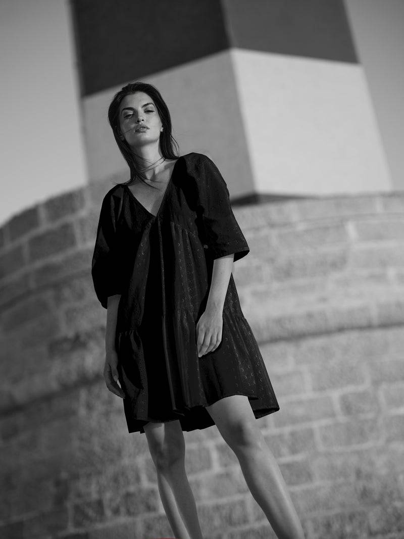 Paola T. Abito in cotone sangallo Nuova