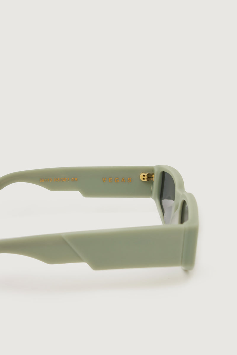 Paura VEGAS SUNGLASSES SAGE/GREY LENS Offerta
