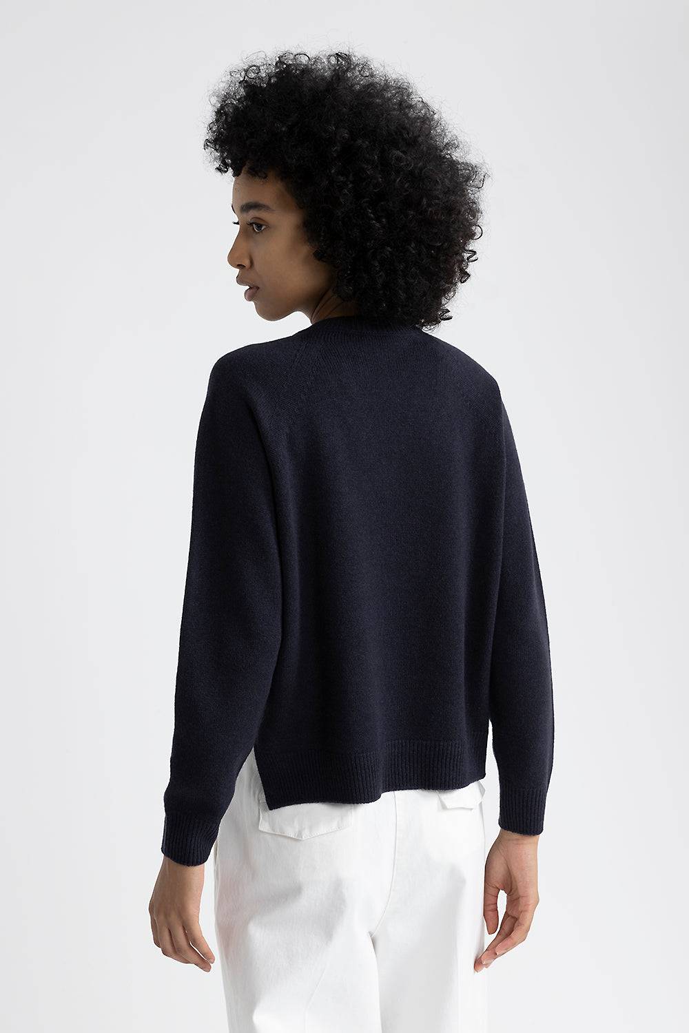 Peserico Maglia con scollo a V in lana, seta e cashmere Italy