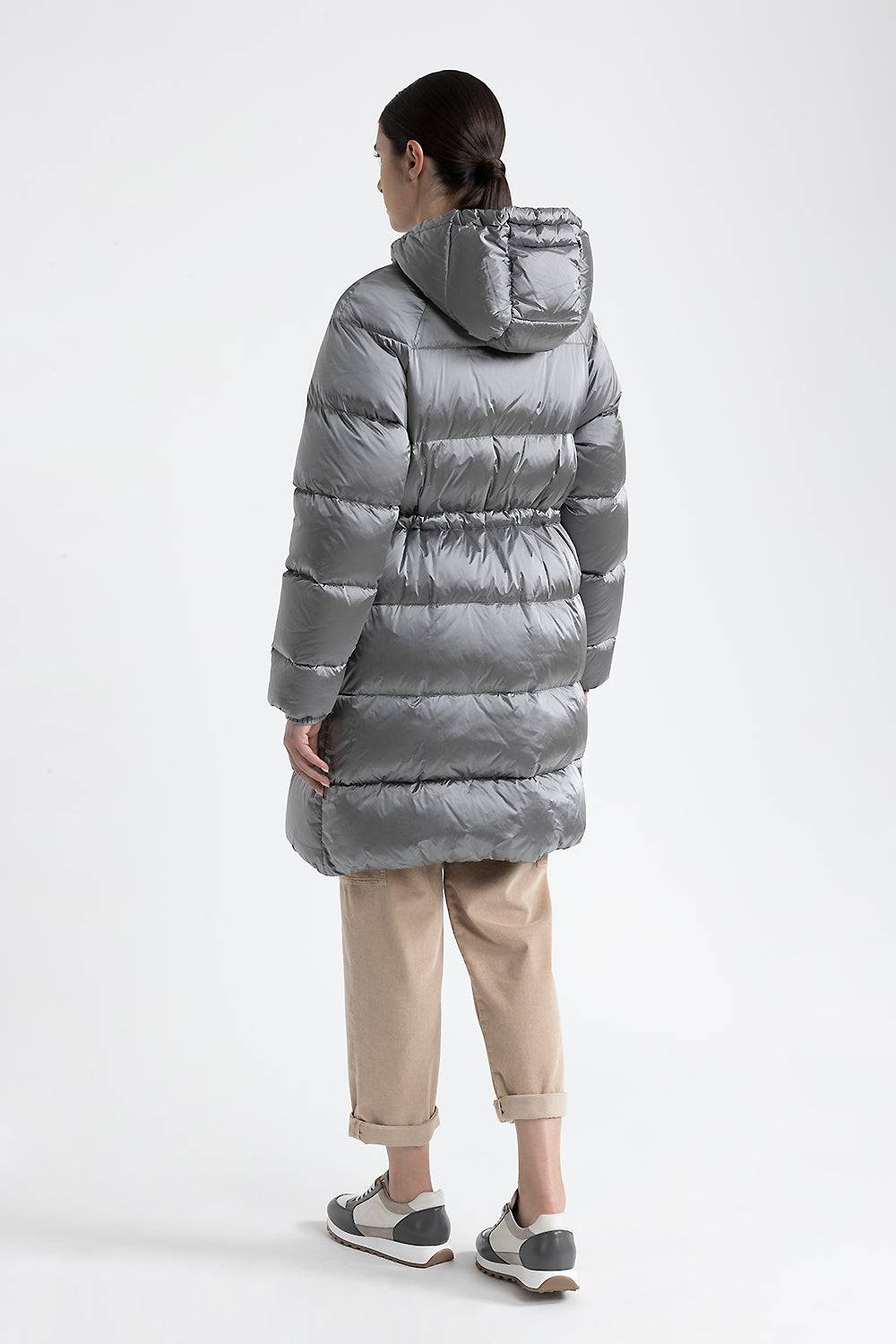 Peserico Piumino lungo con cappuccio in twill di nylon WR Fino Al -60%