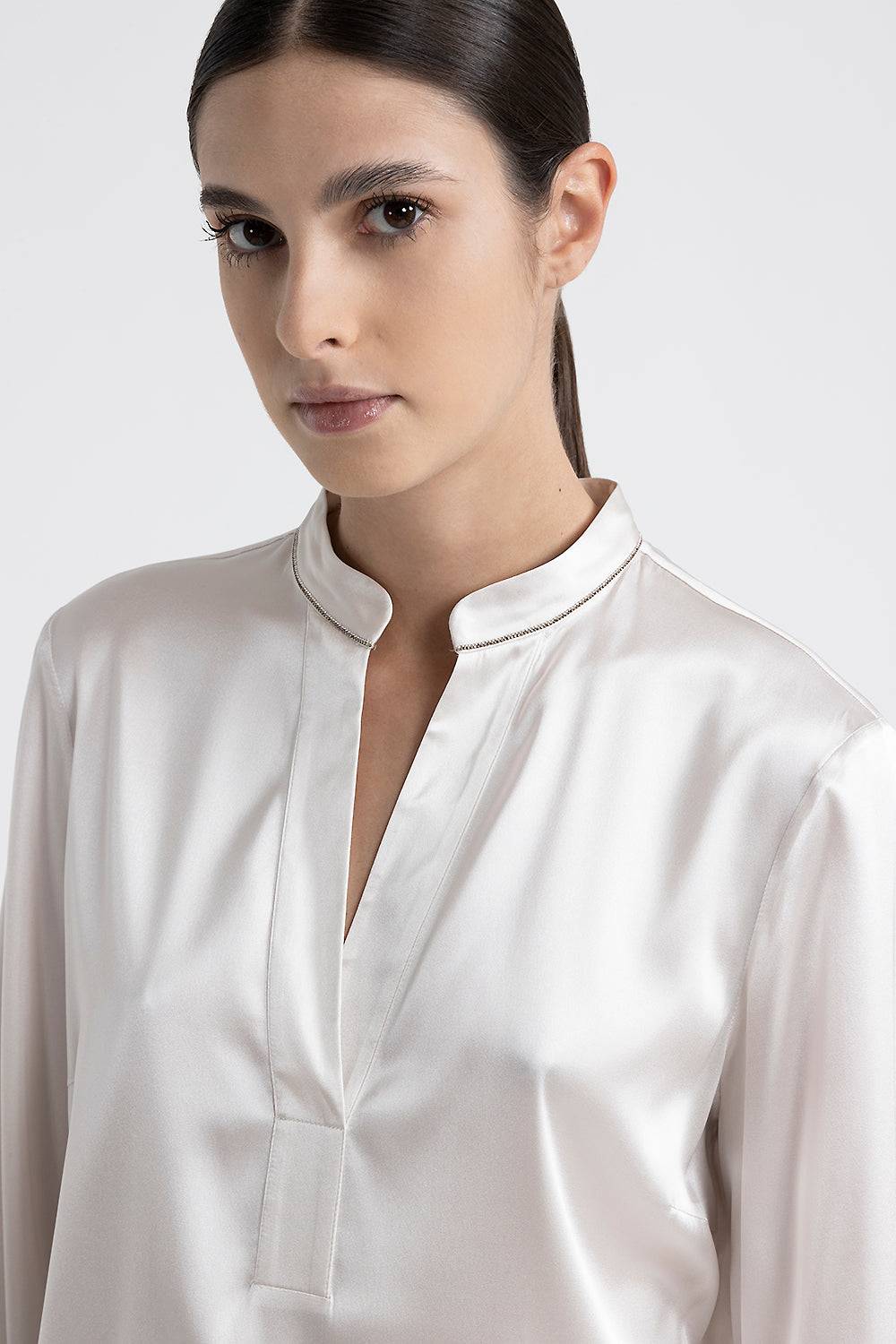 Peserico Camicia in raso di seta lucido Ritorno libero