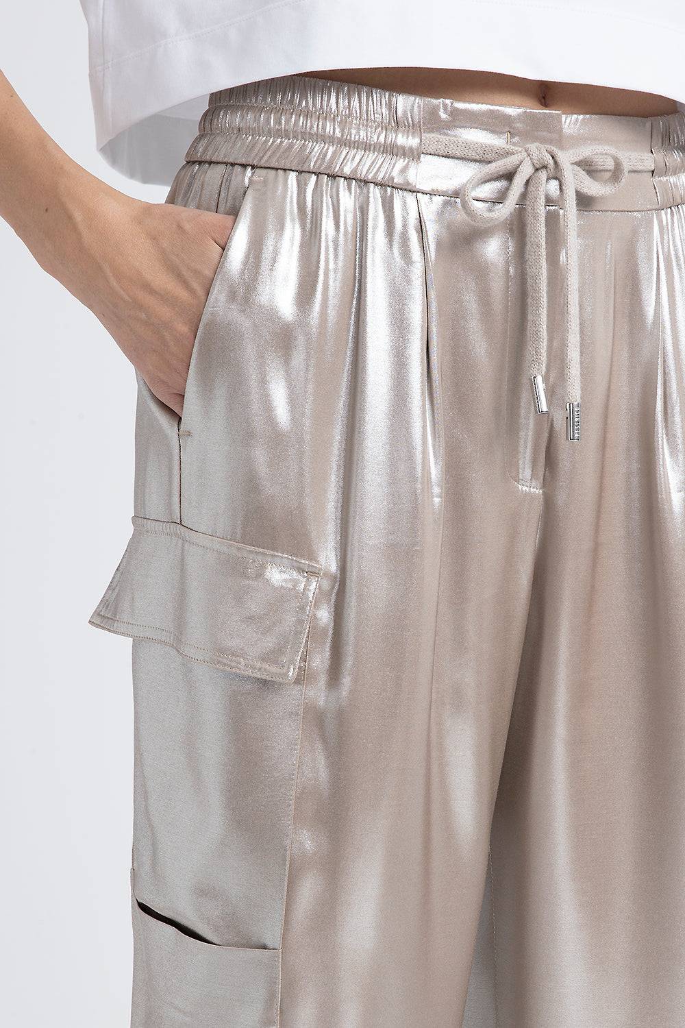 Peserico Pantalone baggy in fluido twill di viscosa laminato argento Affare Del Giorno