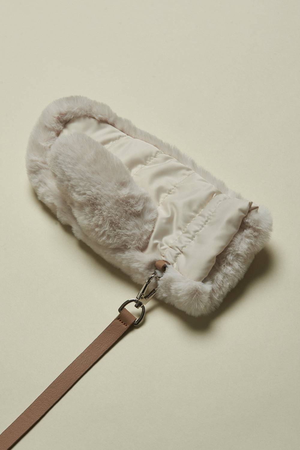 Peserico Guanto muffola in eco-pelliccia e nylon Italy