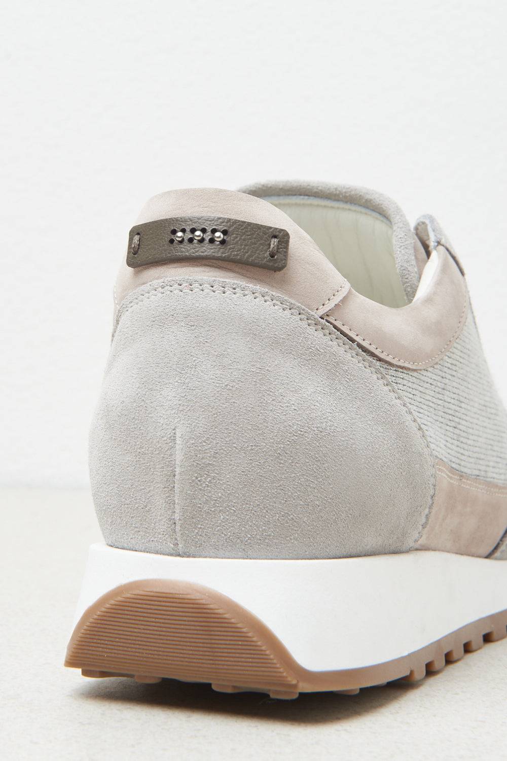 Peserico Sneakers in pelle nabuk scamosciata Sottocosto