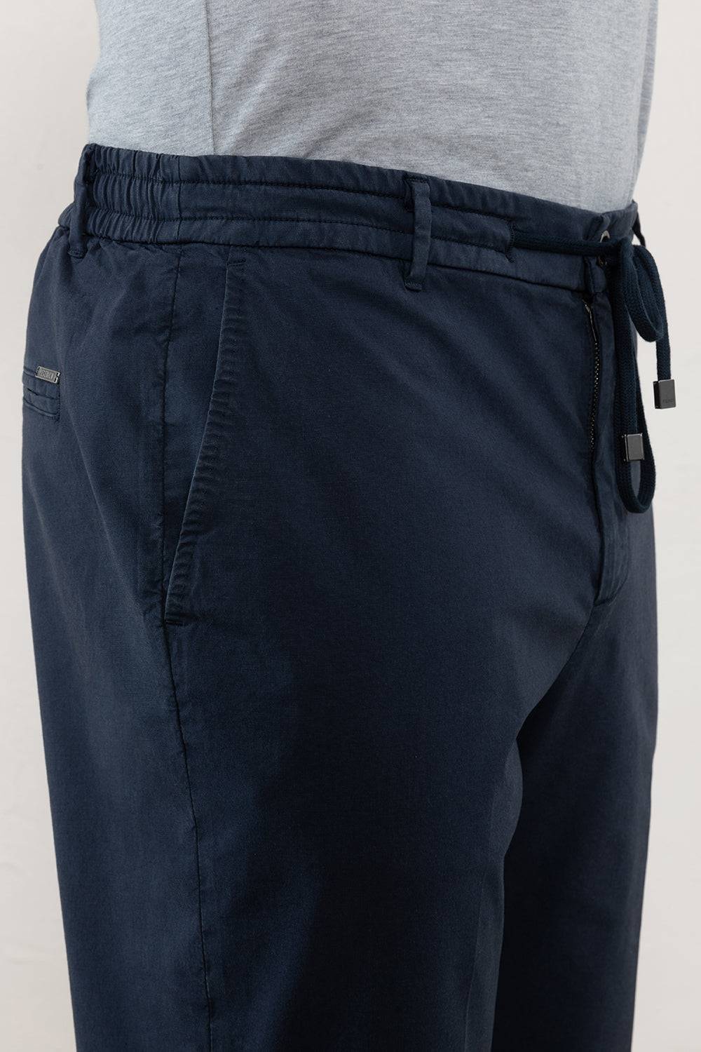 Peserico Pantalone jogger in leggera tela di cotone lyocell Moda