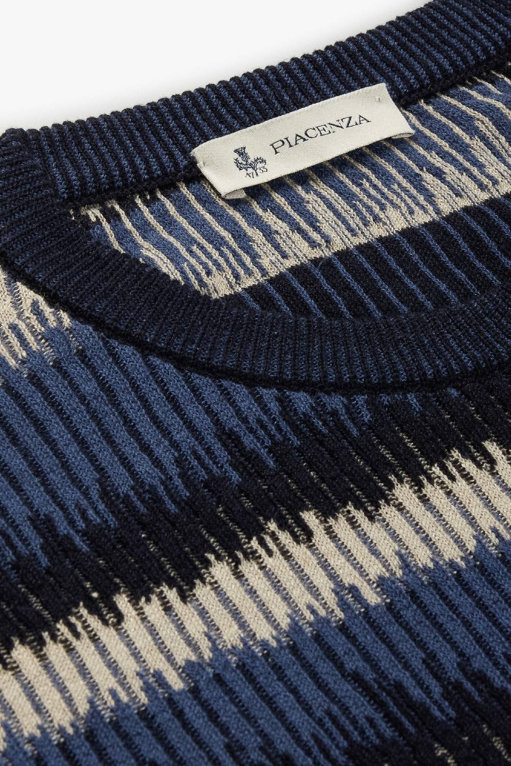 Piacenza 1733 Maglia maniche lunghe ikat striped flat rib blu e bianco Convenienza