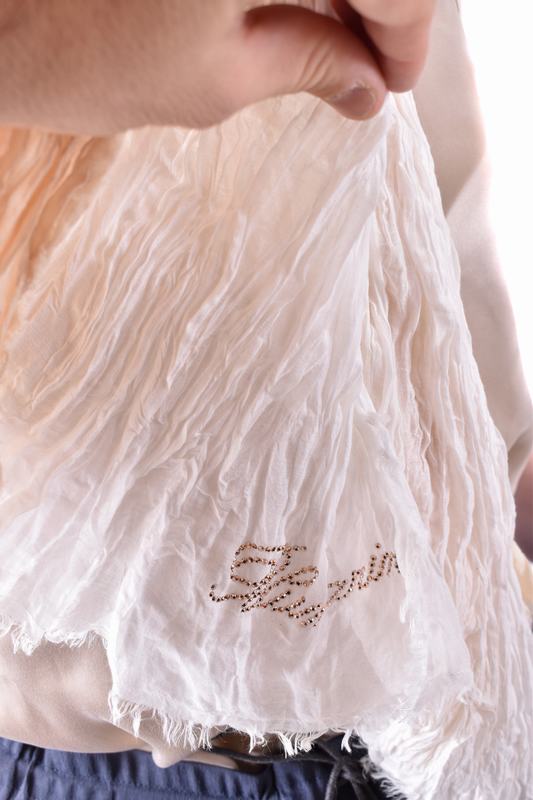 Blumarine Foulard e Sciarpe Codice prodotto: 38043161 Offerta San Valentino