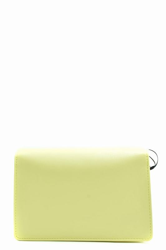 Chiara Ferragni A tracolla Codice prodotto: 74SB4BE5 ZS517606 Pezzi Unici
