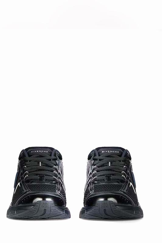 Givenchy Sneakers Codice prodotto: BH008MH1FE 001 Consegna Veloce