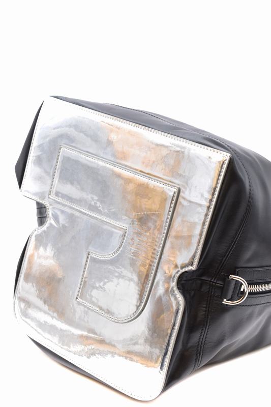 PACO RABANNE A tracolla Codice prodotto: 18APOUCMH3CBASI Negozio