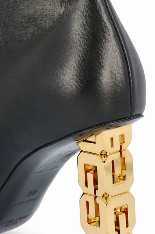 Givenchy Stivali Codice prodotto: BE6034E1GT-001 In Saldo