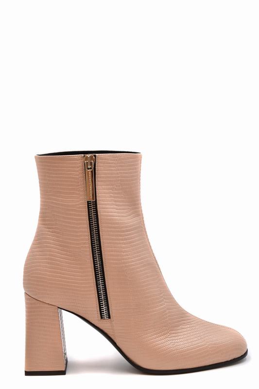 Giuseppe Zanotti Stivali Codice prodotto: I070015