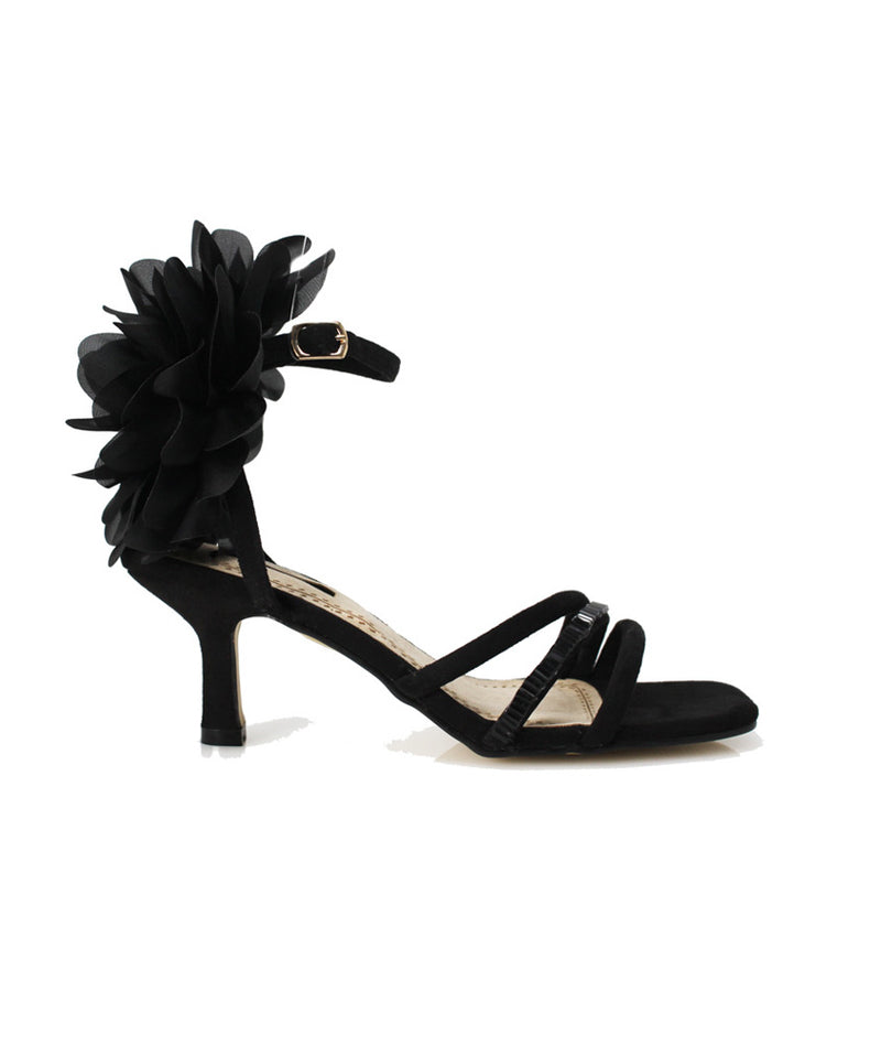 Pokemaoke Marylin Selene Nero Affare Del Giorno