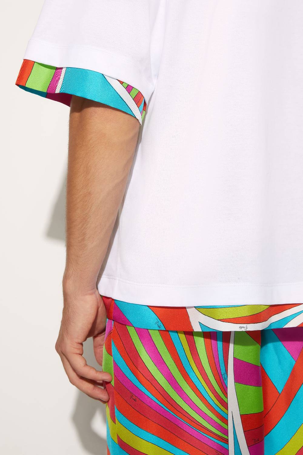 Pucci T-shirt con finiture Iride Moda
