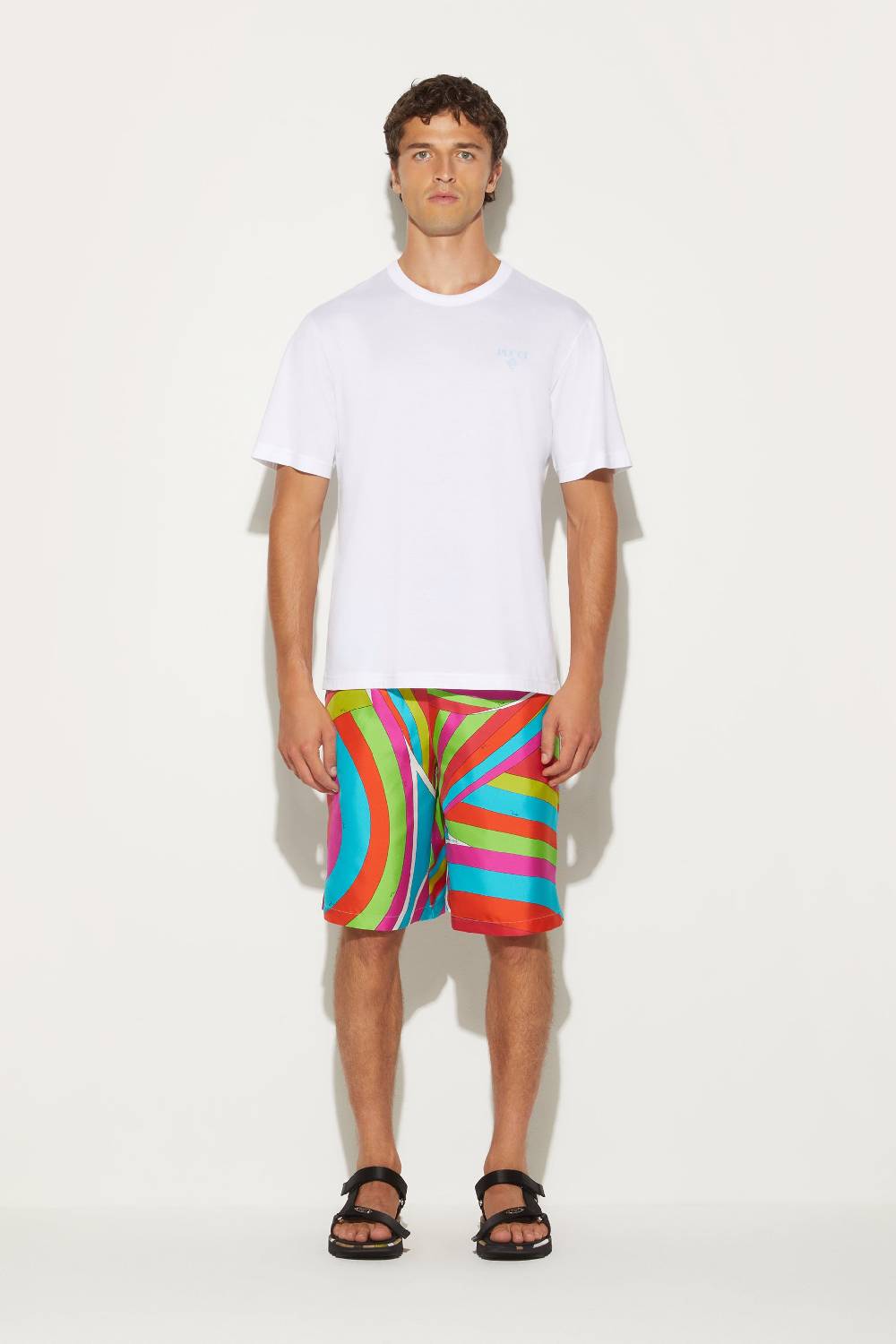 Pucci Shorts in seta con stampa Iride 2025